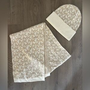 Michael Kors Cream and Tan Knit Accessory Set